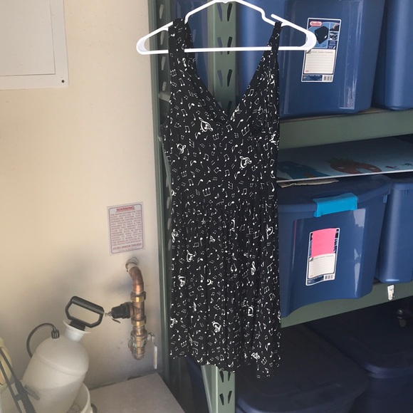 Dress - Picture 1 of 1